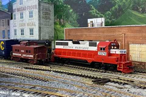 Fred Eisen's Western Maryland/ Chessie System HO Scale Model Railroad