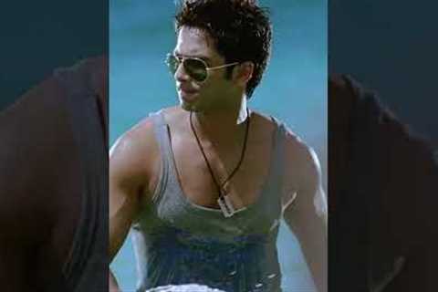 Summer vibes ☀️ #chaska #badmaashcompany #shahidkapoor #anushkasharma #yrfshorts