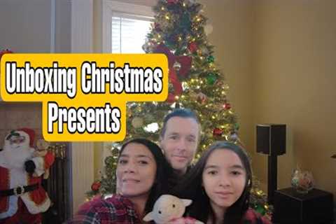MERRY CHRISTMAS 🎄 UNBOXING CHRISTMAS PRESENTS