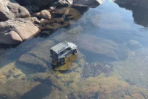 RC car : Defender D90 KAHN Ice &amp; Rock Course Driving #17