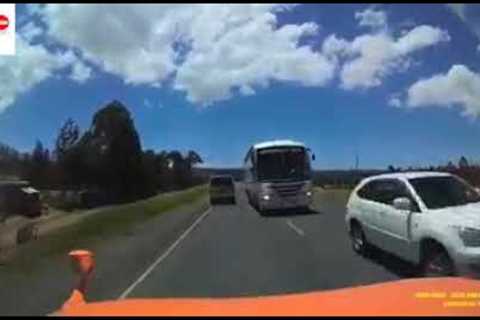 PWANI UNIVERSITY BUS MOMENTS BEFORE CAUSING AN ACCIDENT IN NAIVASHA