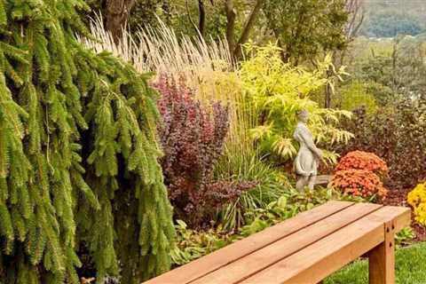 10 Outdoor Garden Benches