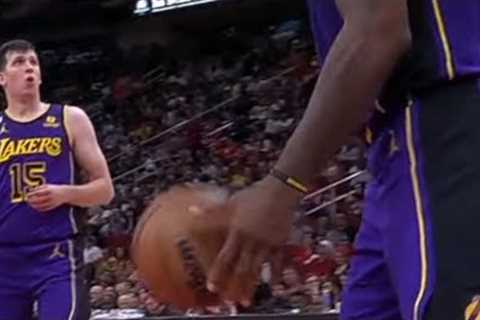 LBJ &amp; AUSTIN REEVES TESTING NEW PLAYS DURING ROCKETS BLOWOUT! FUNNY AS HELL! PLAYOFFS?!