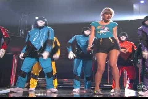 ★Taylor Swift 22 Billboard Music Awards 2013 ★(1080p)