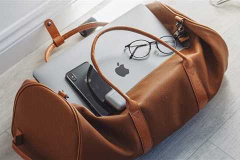 8 Essential Travel Accessories That You Must Have While Traveling