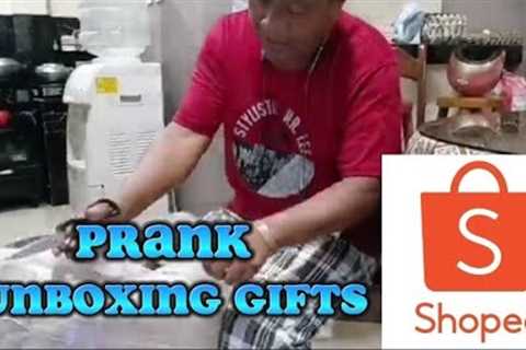Mrs Prank...😂😂😂 unboxing Gift from shoppee delivery😜😜😜