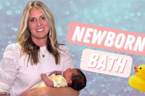 How to Give a Newborn a Sponge Bath | Tips for New Parents | Baby with (Umbilical Cord)