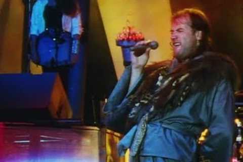 Marillion  - Hotel Hobbies/Warm Wet Circles/That Time of the Night - Live from Loreley