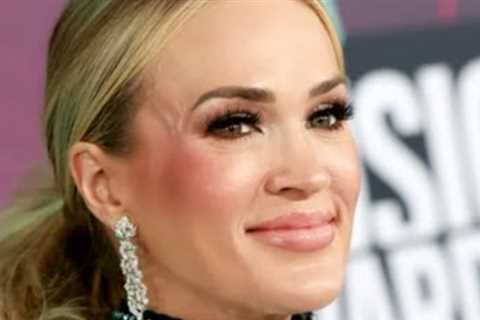 Carrie Underwood's Legs Are The Star Of The CMT Awards 2023 Look