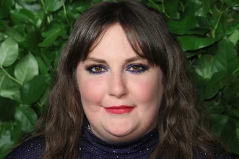Lena Dunham Celebrates Five Years of Sobriety: 'Happiest of My Time on Earth'