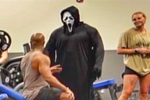 When Scream Lifts At Your Gym...👀