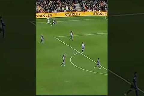 Vinicius vs Araujo #soccer #sports #funny #football #vinicius #araujo