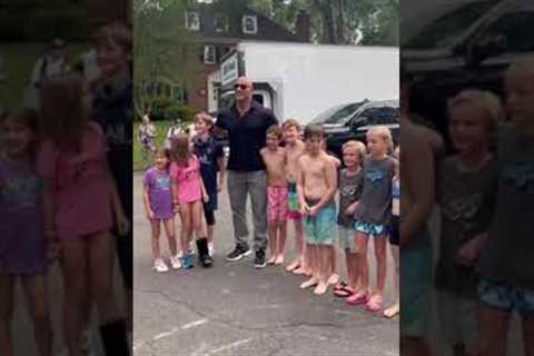 DWAYNE JOHNSON BEING ASKED TO 'RAISE HIS EYEBROW' BY KID, VERY FUNNY! #SHORTS