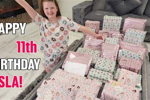 ISLAS 11th BIRTHDAY MORNING OPENING PRESENTS!