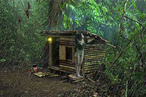 Despite the rain, building wood survival shelter in wildlands | Bushcraft camp, Part 1