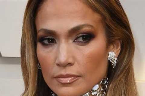 Jennifer Lopez is hated by everyone for the following reasons