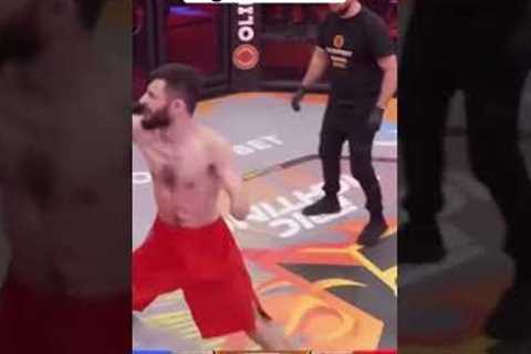 One-Armed MMA Fighter wins two fights at the same time! #trending #mma #sports #shorts #fight
