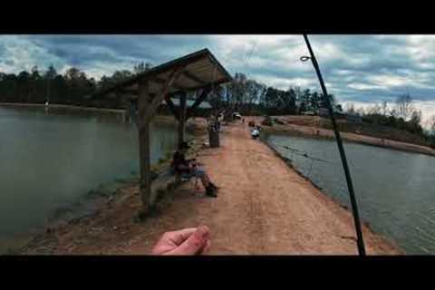 Catching Fish at Baileys Pay Lake! Trying new places, baits. Nice lake! Great people! Fish On!!!