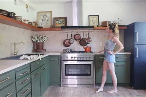 DIY Small Kitchen Remodel | Before and After Kitchen Makeover