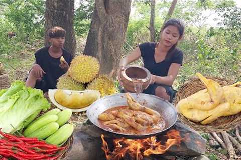 Yummy! Duck curry delicious with pineapple and Durian fruit for lunch - Survival cooking in forest