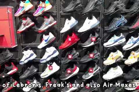 CROSSIRON SNEAKER WINDOW SHOPPING