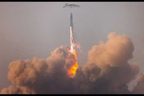 4K: Witnessing the most powerful rocket launch in history (with HQ AUDIO!)