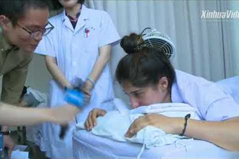 Foreign practitioners learn Traditional Chinese Medicine in Shanxi, China