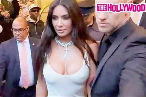 Kim Kardashian Is Mobbed By Fans &amp; Paparazzi While Heading To The Time 100 Gala In New York, NY