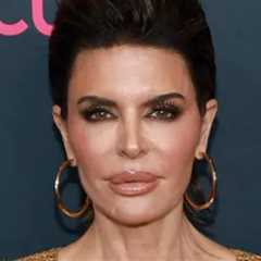 Lisa Rinna Claims She Quit RHOBH After Death Threats, Vision of Late Mom