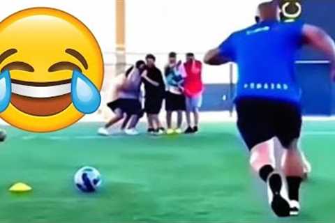 Funny Soccer Football Memes 🤣 Insane Videos, Fails, Falls...!