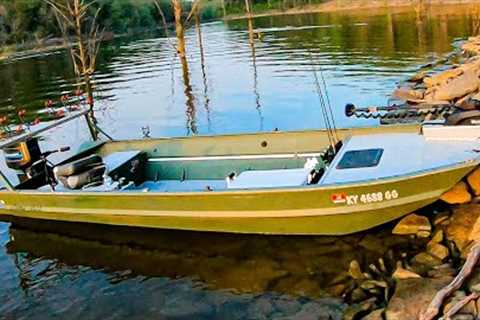 We Hit The Jackpot And Went Old School Crappie Fishing (Non-Stop Action)