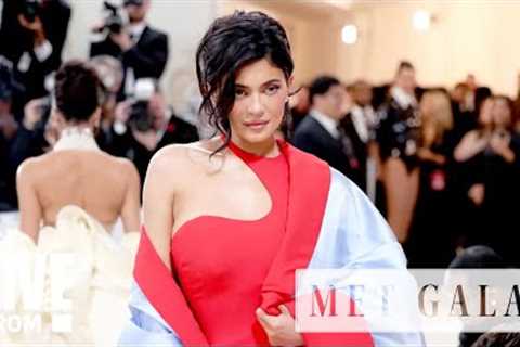 Kylie Jenner SHUTS DOWN 2023 Met Gala With Red Hot Look | KUWTK | E!