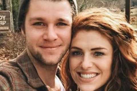 Celeb couples who think they're still famous, but aren't