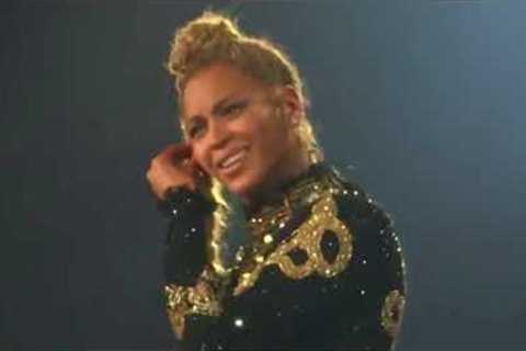 Beyoncé being cute
