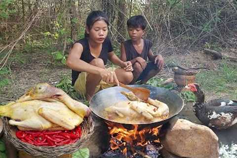 Survival in forest: Found and catch duck for food in jungle - Duck curry delicious for lunch
