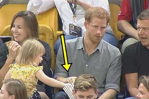 Most Cute and Funny Moments in Fans