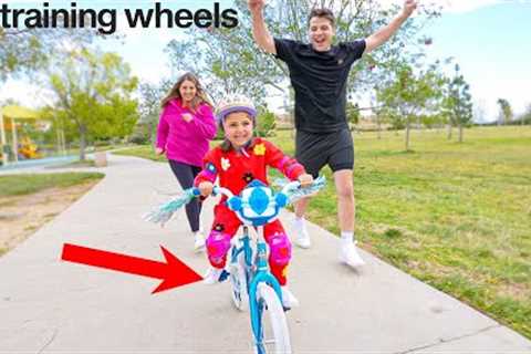My Daughter First Time Riding a Bike alone! (No Training Wheels)