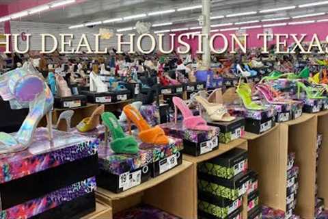 SHOE LOVERS come shoe shopping with me Houston Texas | affordable fast fashion shoes for any day😍