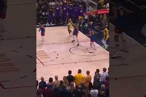 LEBRON JAMES THROWS A DUNK IN THE BEGINNING OF THE GAME!! 🤾🤾COMMENT WHAT SHOULD I POST NEXT!..
