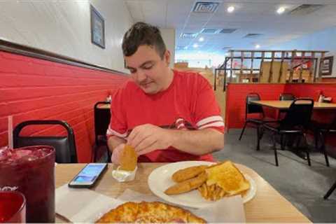 Lunch At Winns | PO Box Unboxing | Arachnophobia | Questions | Recycling |  Bookstore #autisticadult