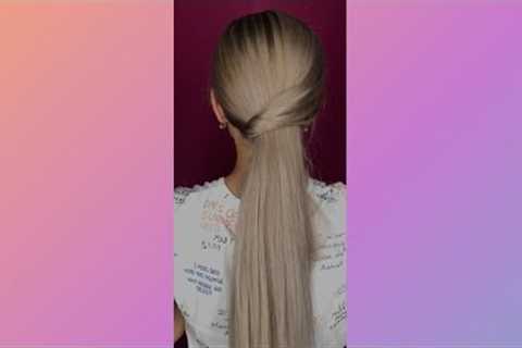 Ponytail without hair tie