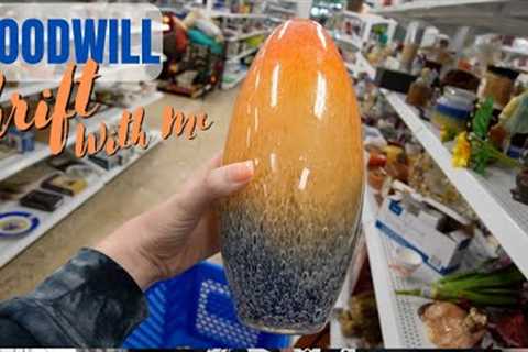 Gonna Be One of THOSE DAYS | Goodwill Thrift With Me | Reselling
