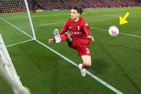 1 IQ Moments in Football