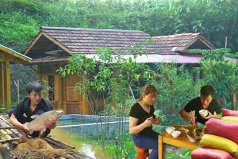 Grinding freshly harvested rice, Catching fish, boiled chicken. Cook a healthy nutritious meal