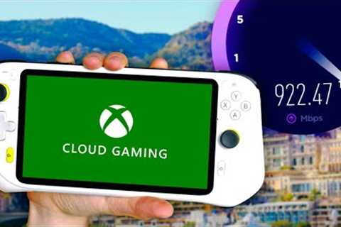 I Tried Xbox Cloud Gaming on the World's FASTEST Internet! (Logitech G Cloud)