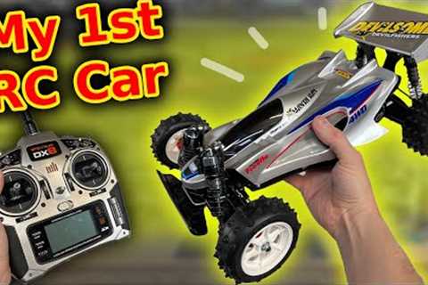 Racing a 30 year old Tamiya RC Car against modern profesional cars