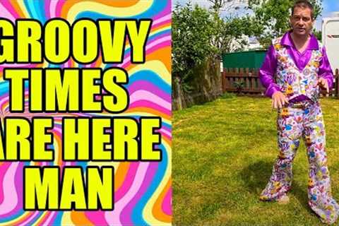 Caught On Camera! 1960s Hippy Outfit &amp; Trail Cam Footage