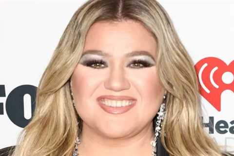 Kelly Clarkson on Why Talk Show Is Moving to New York, '100 Percent' Her Idea