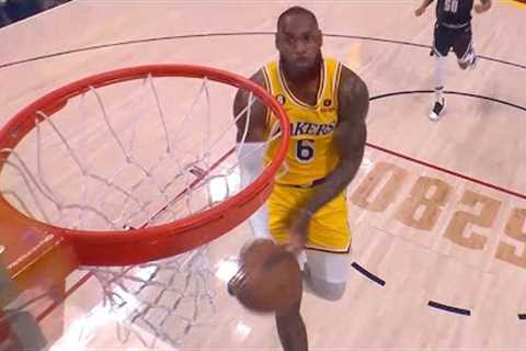 LeBron Smoked The Fast Break Dunk 😅
