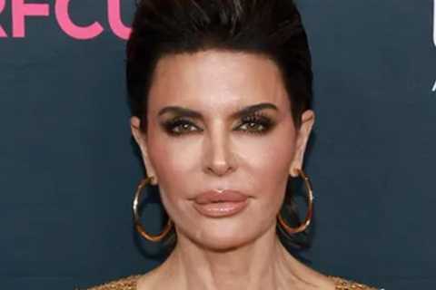 Lisa Rinna Claims She Quit RHOBH After Death Threats, Vision of Late Mom